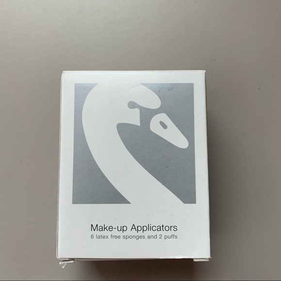 New, beauty without cruelty blushers & applicators - Picture 10 of 10